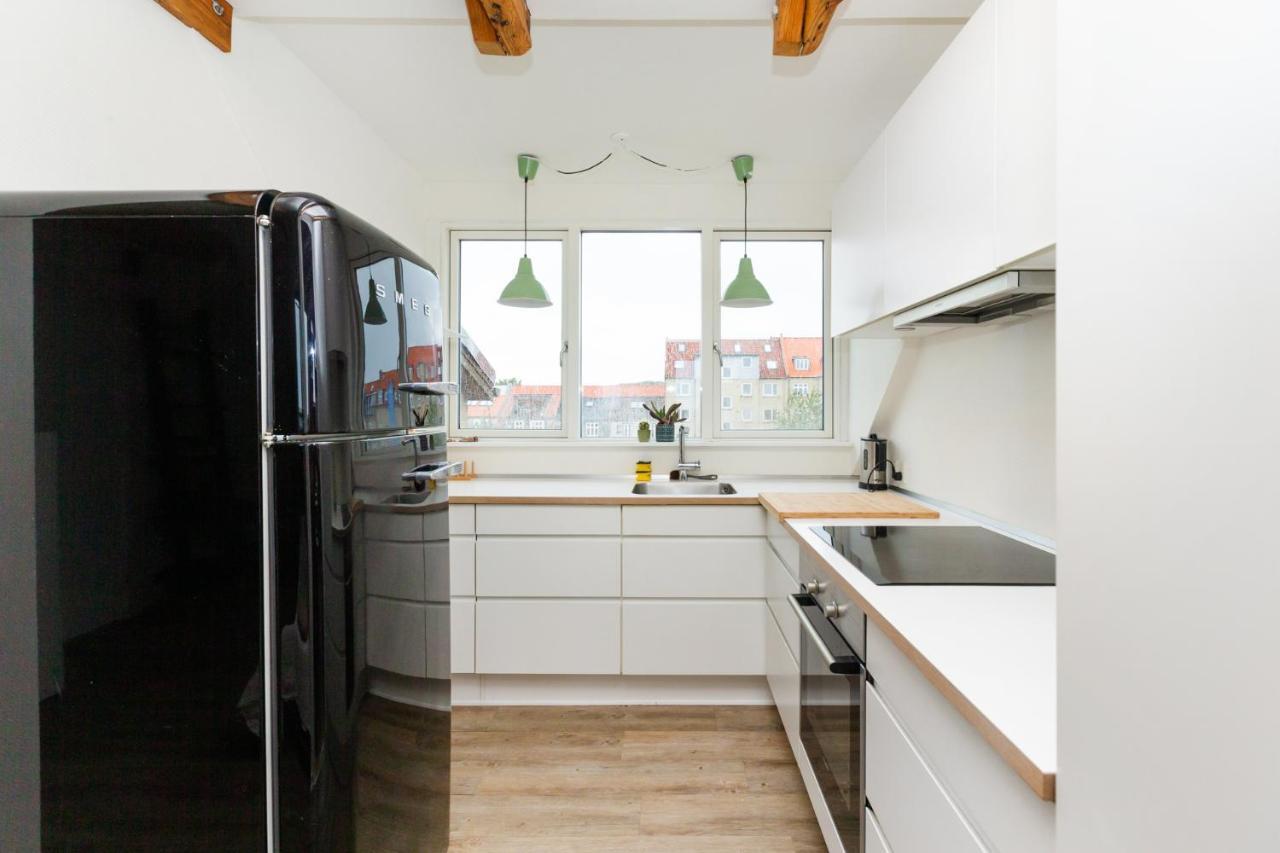 Come Stay In Penthouse With Room For 2-People Århus Extérieur photo